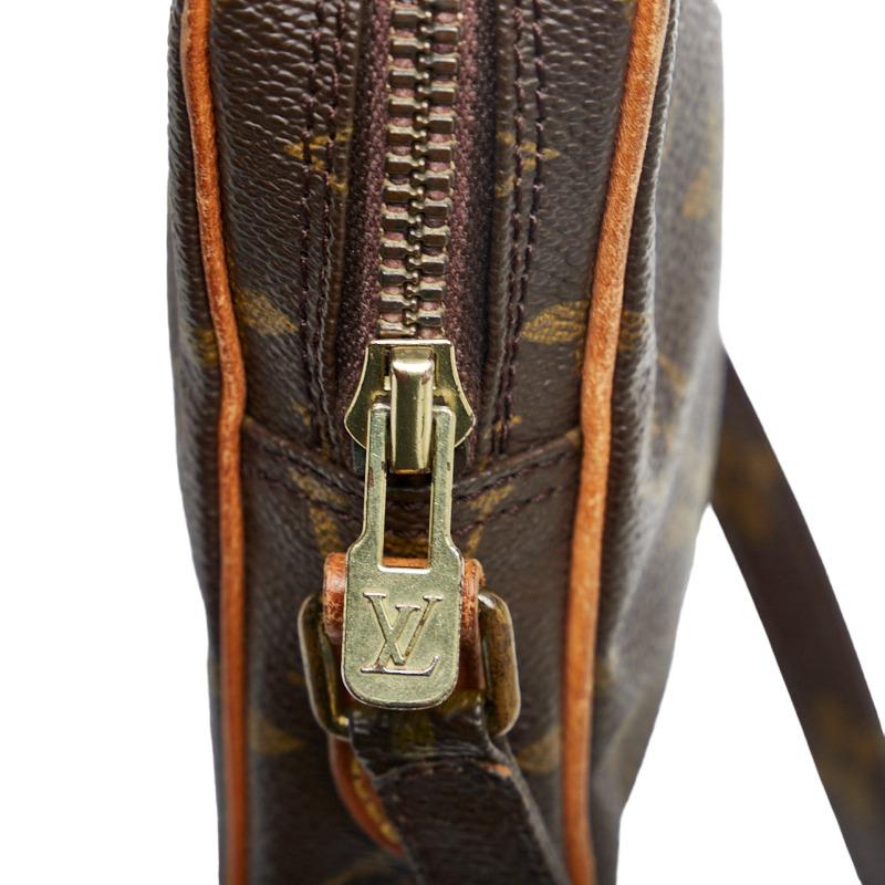 【外観美品】ルイヴィトン ダヌーブ モノグラム ショルダーバッグ PVC レザー LOUIS VUITTON ルイヴィトン モノグラム ショルダーバッグ ブラウン