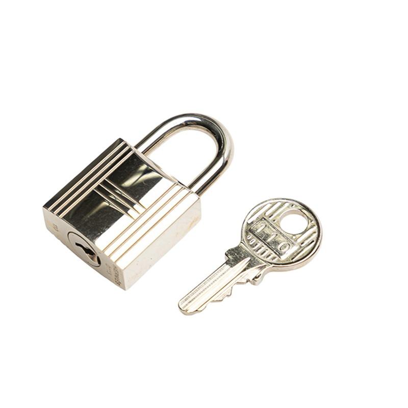 エルメス　ピコタン　PM 空箱　カデナ鍵付き 楽天市場】エルメス 鍵 カデナの通販