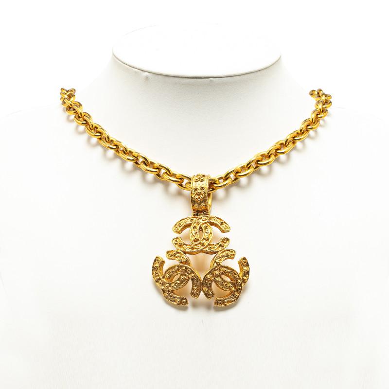 CHANEL シャネル ヴィンテージ トリプルココマーク ネックレス CHANEL シャネル ヴィンテージ トリプルココマーク ネックレス