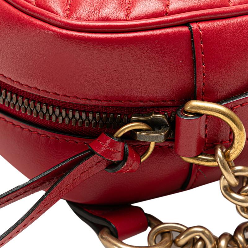 GUCCI（グッチ） GGマーモント キルティング 斜め掛け チェーン
