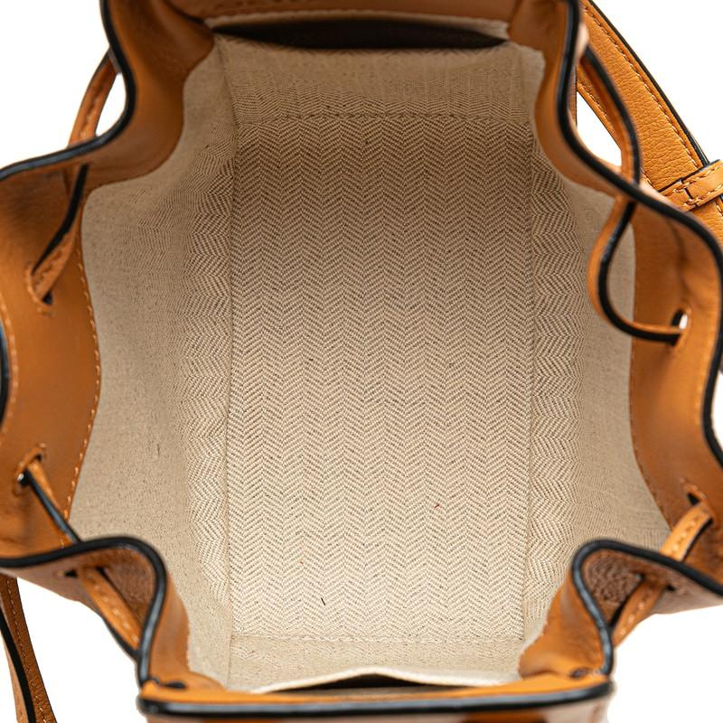 LOEWE ロエベ ハンモック ミニ ドローストリングバッグ LOEWE ロエベ ハンモック ミニ ドローストリングバッグ