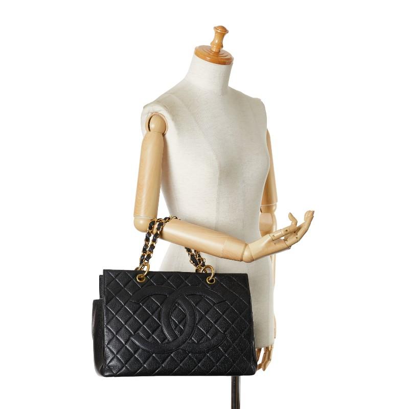 CHANEL シャネル マトラッセ ココマーク ハンドバッグ ブラック CHANEL シャネル マトラッセ ココマーク ハンドバッグ ブラック