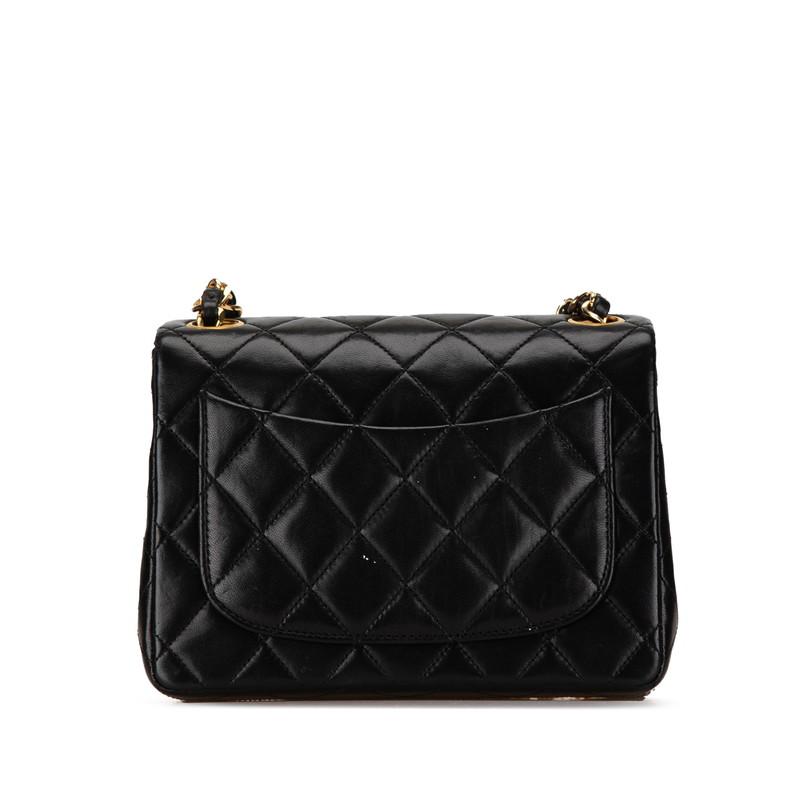 CHANEL（シャネル） マトラッセ ココマーク 斜め掛け チェーン