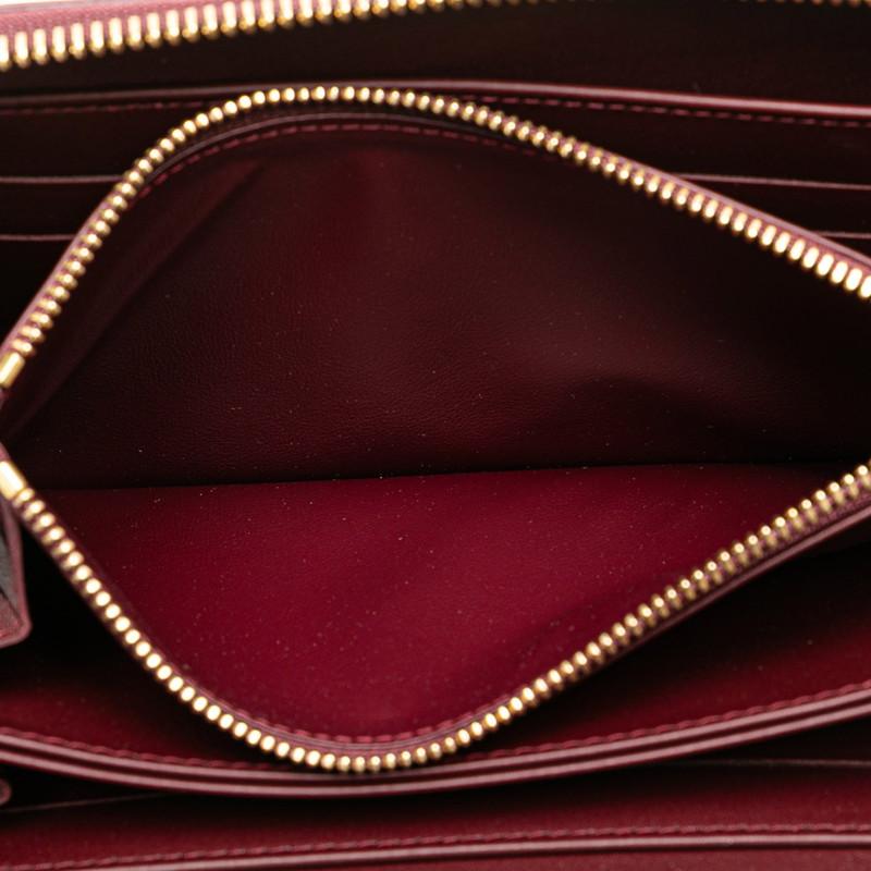 LOUIS VUITTON ルイ ヴィトン モノグラム ヴェルニ ジッピー LOUIS VUITTON ルイ ヴィトン モノグラム ヴェルニ ジッピー