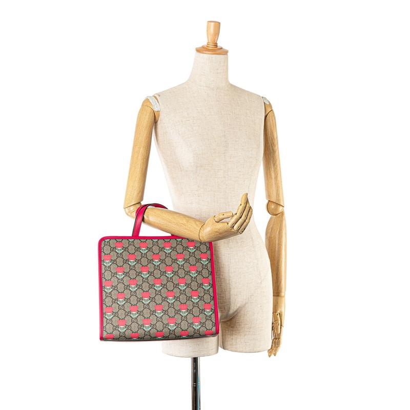 GUCCI グッチ GGスプリーム キム スンヨン フラワープリント GUCCI グッチ GGスプリーム キム スンヨン フラワープリント