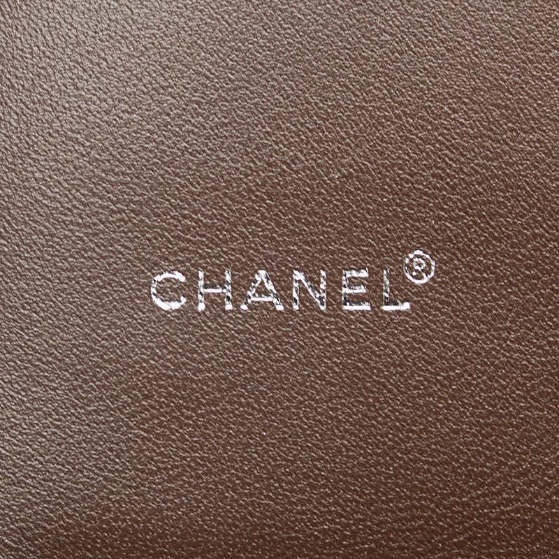 CHANEL シャネル ニュートラベルライン 長財布 カーキグリーン CHANEL シャネル ニュートラベルライン 長財布 カーキグリーン