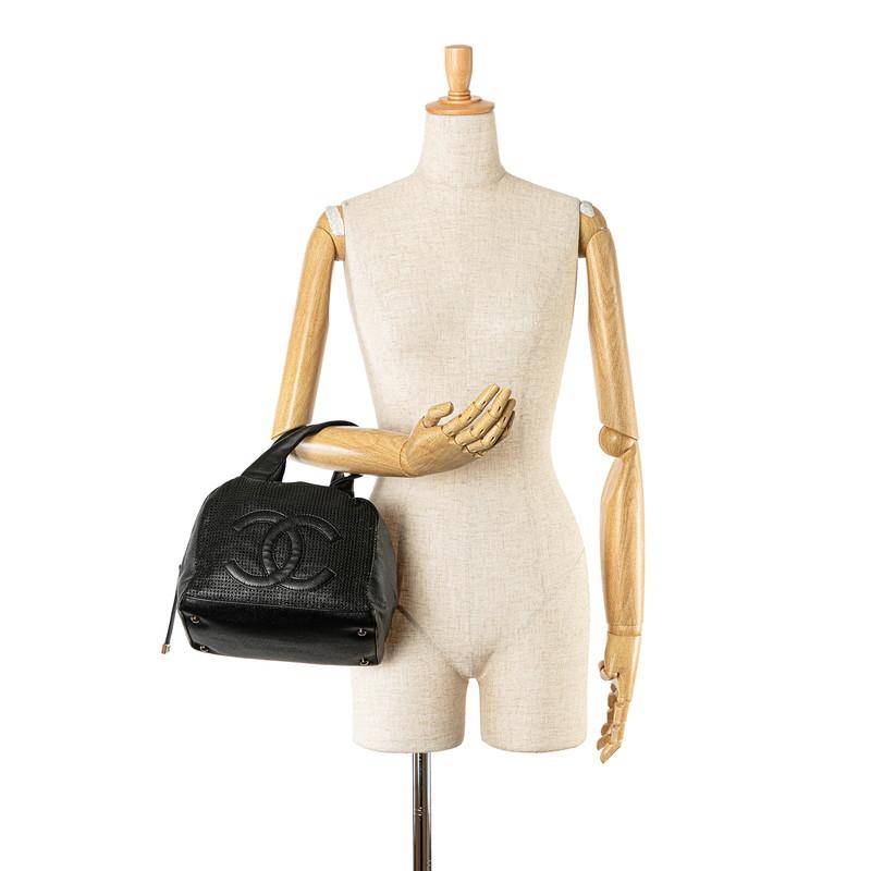 CHANEL シャネル ココマーク メッシュ ハンドバッグ ミニ CHANEL シャネル ココマーク メッシュ ハンドバッグ ミニ