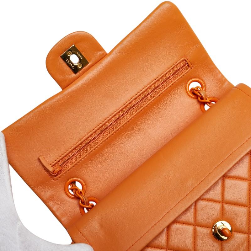 『シャネル』美品‼️ラムスキン　マトラッセ　ダブルフラップ　チェーンショルダー CHANEL（シャネル） マトラッセ23 ダブルフラップ ココマーク チェーン