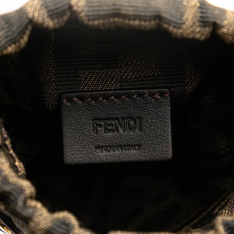 FENDI（フェンディ） ズッカ ナノ ステップアウト 斜め掛け ショルダー 