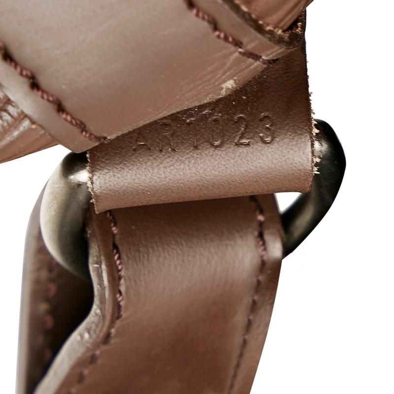 LOUIS VUITTON ルイ ヴィトン エピ プチノエ ショルダーバッグ M5901D  