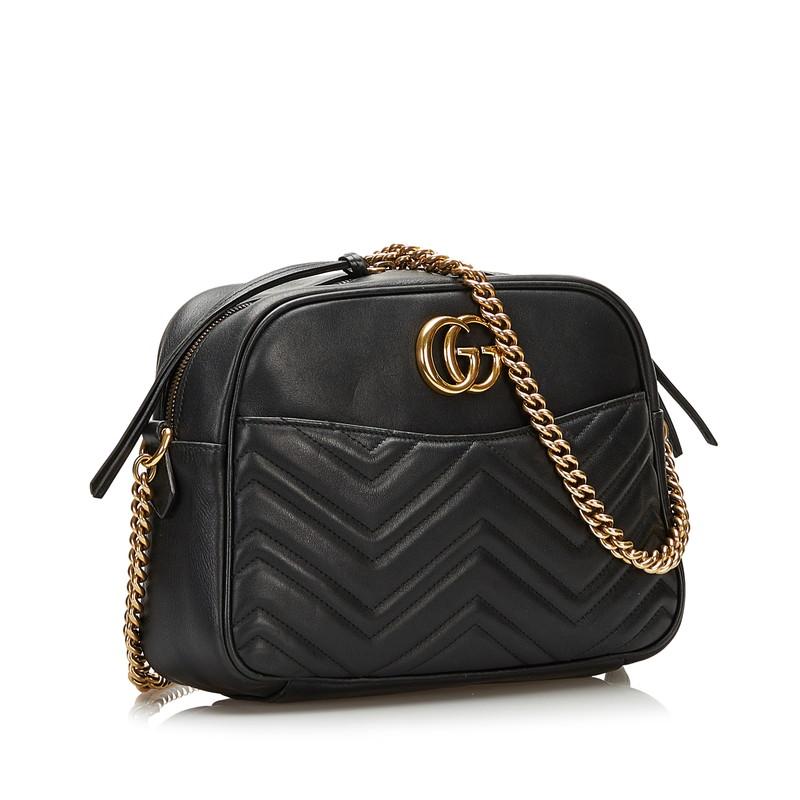 GUCCI グッチ GGマーモント キルティング 斜め掛け チェーン GUCCI グッチ GGマーモント キルティング 斜め掛け チェーン