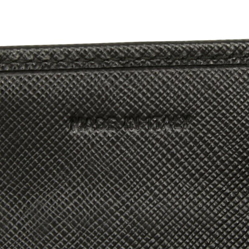 PRADA（プラダ） 三角ロゴプレート 長財布 ブラック レザー レディース