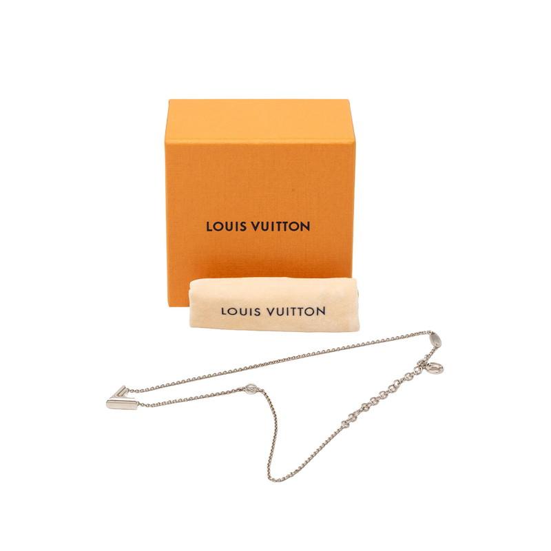 LOUIS VUITTON（ルイ・ヴィトン） ルイ ヴィトン エセンシャルV