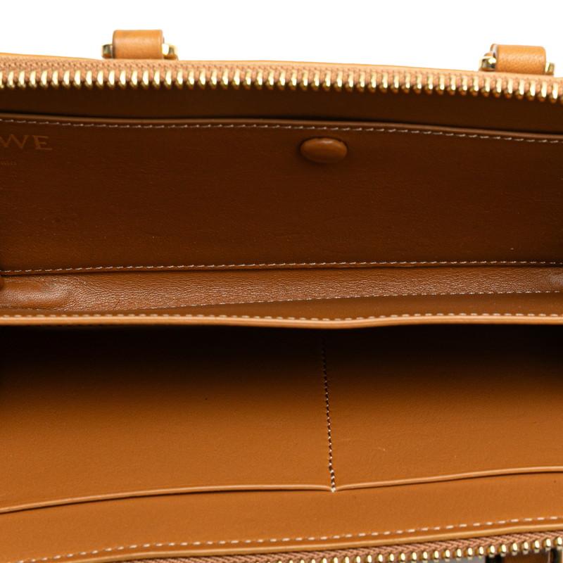 LOEWE（ロエベ） アマソナポーチ ラウンドファスナー 長財布