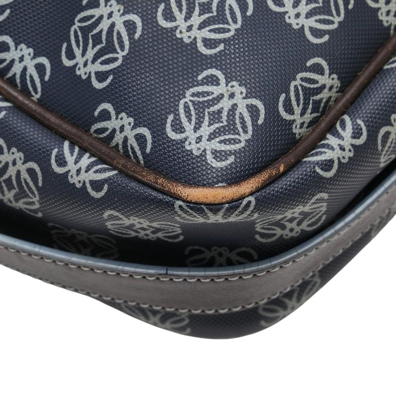 LOEWE（ロエベ） アナグラム 斜め掛け ショルダーバッグ