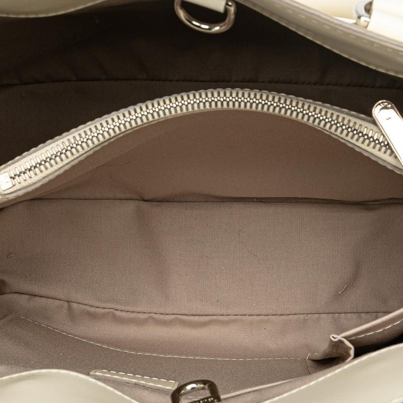 LOUIS VUITTON ルイ ヴィトン エピ パッシィPM ハンドバッグ M5926J