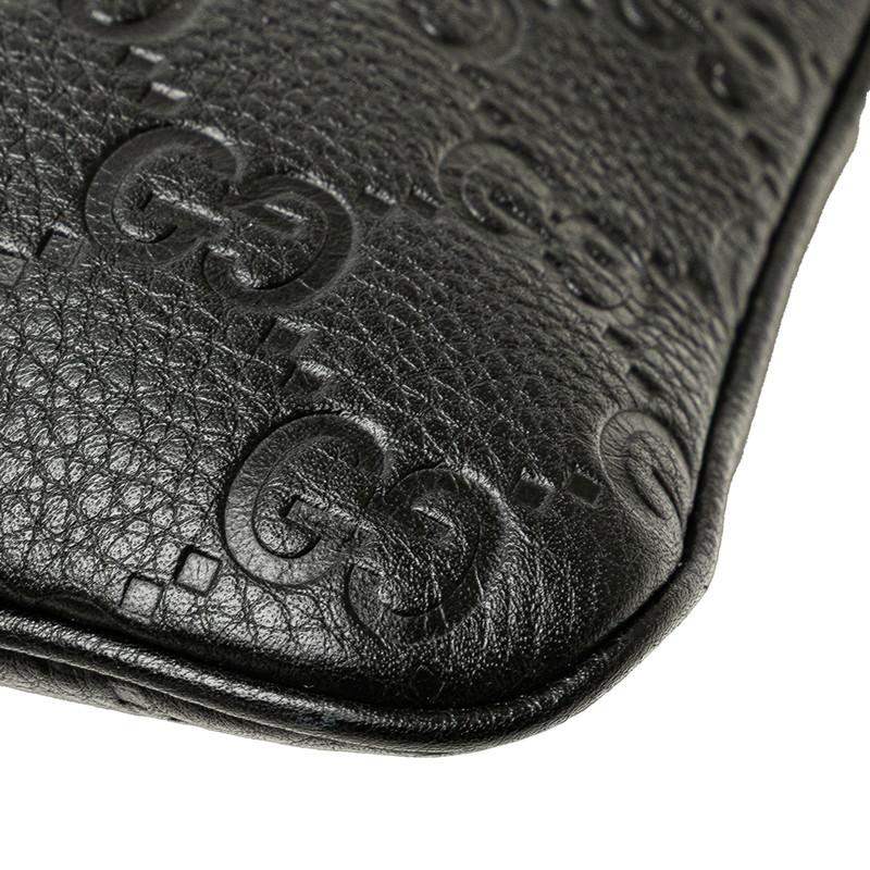 GUCCI（グッチ） GGエンブレム ミディアム チェーンハンドバッグ