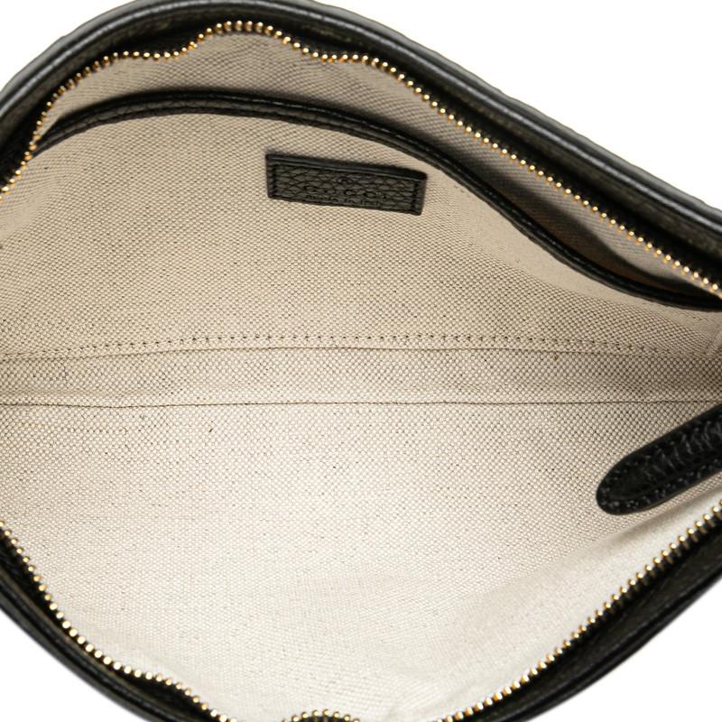 GUCCI グッチ GGエンブレム ミディアム チェーンハンドバッグ