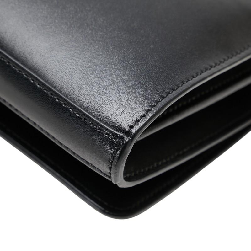 FENDI（フェンディ） チェーンウォレット ショルダーバッグ 8BS004