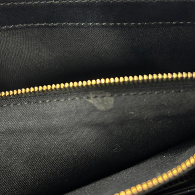 FENDI（フェンディ） チェーンウォレット ショルダーバッグ 8BS004