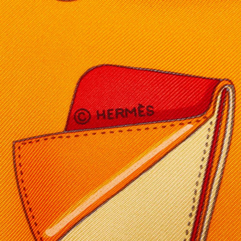 HERMES（エルメス） カレ90 本の行商 ALBUMS DE COLPORTAGE スカーフ