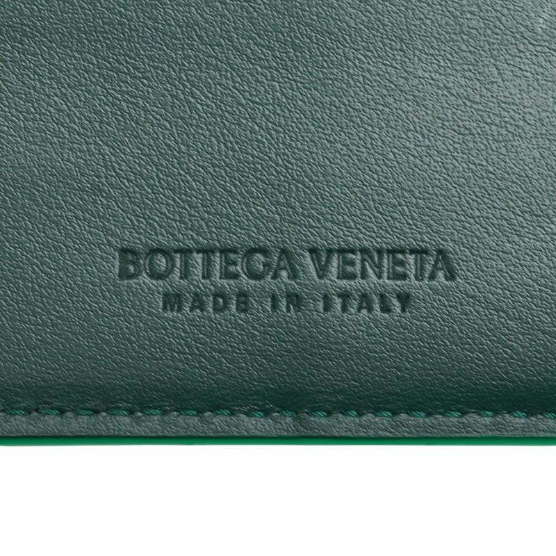 ボッテガヴェネタ BOTTEGA VENETA イントレチャート 二つ折り長財布 財布 レザー レディース グリーン系 【中古】 ボッテガヴェネタ マキシイントレチャート カセット 二つ折り財布