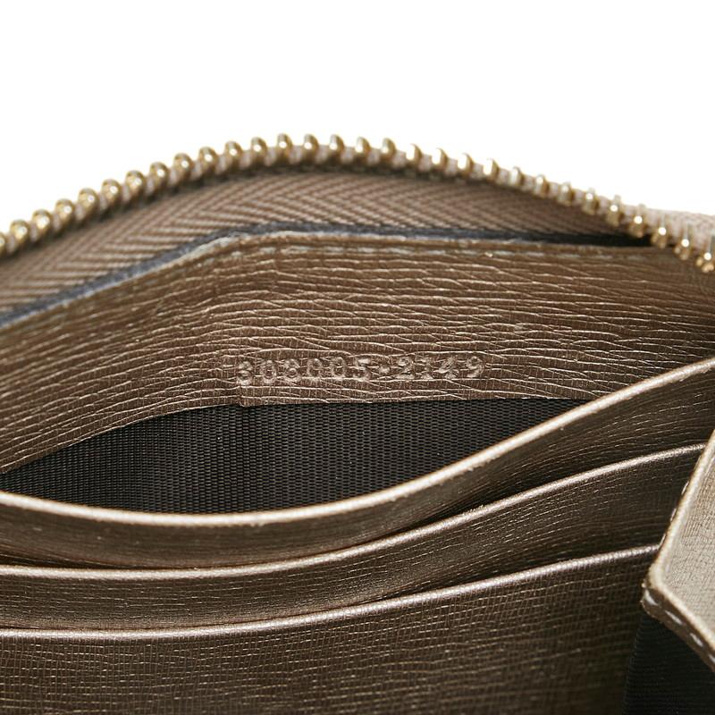 GUCCI グッチ ラブリー ハートチャーム ゴールド金具 ラウンド GUCCI グッチ ラブリー ハートチャーム ゴールド金具 ラウンド
