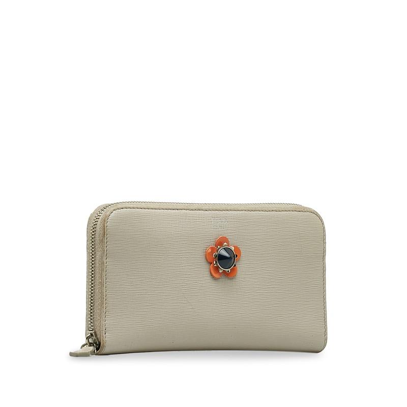 FENDI（フェンディ） フラワー ラウンドファスナー 長財布 8M0299