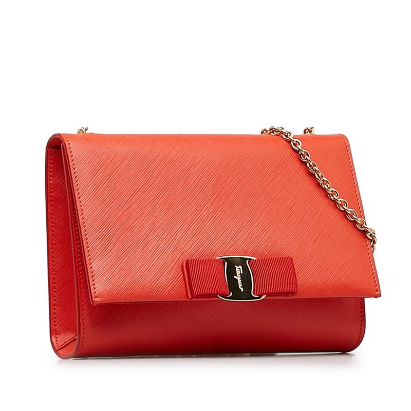 サルヴァトーレフェラガモ ヴァラリボン チェーンショルダーバッグ AU