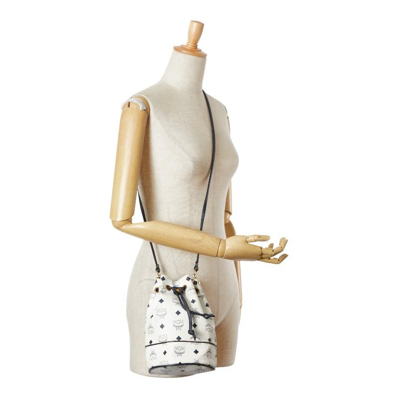 MCM ホワイト ネイビー ショルダーバッグ