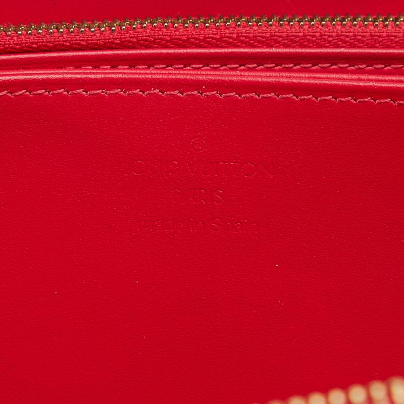 美品 ルイヴィトン ヴェルニ エナメル ジッピーウォレット レッド パテント LOUIS VUITTON（ルイ・ヴィトン） ルイ ヴィトン ヴェルニ ジッピー