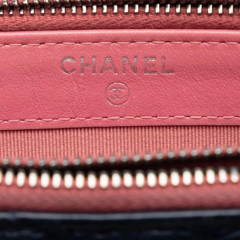 シャネル ガブリエル キルティング チェーン ウォレット ミニ ショルダーバッグ ネイビー レザー レディース CHANEL 【中古】_8