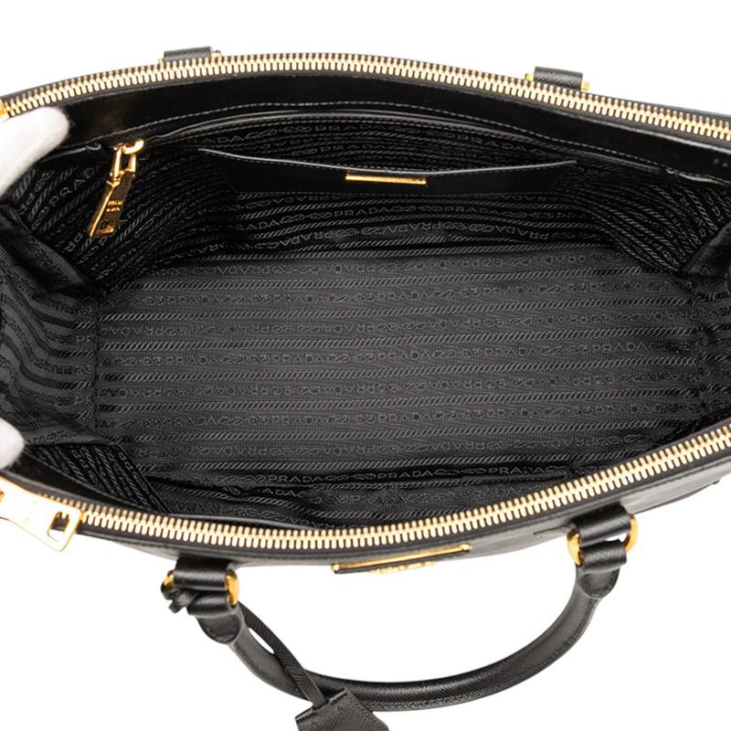 プラダ 三角ロゴプレート ガレリア ラージ トートバッグ ブラック レザー レディース PRADA 【中古】 PRADA（プラダ） 三角ロゴプレート ガレリア ラージ トートバッグ