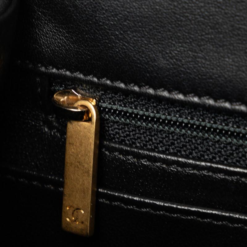 CHANEL シャネル ココマーク Vステッチ トップハンドル 斜め掛け CHANEL シャネル ココマーク Vステッチ トップハンドル 斜め掛け