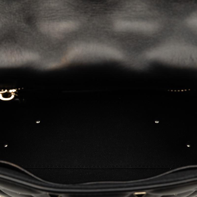 最終価格お値下げ未使用 免税店購入 正規品 ヴァレンティノ スタッズ バッグ VALENTINO（ヴァレンティノ） バッグ ロックスタッズカーフスキン