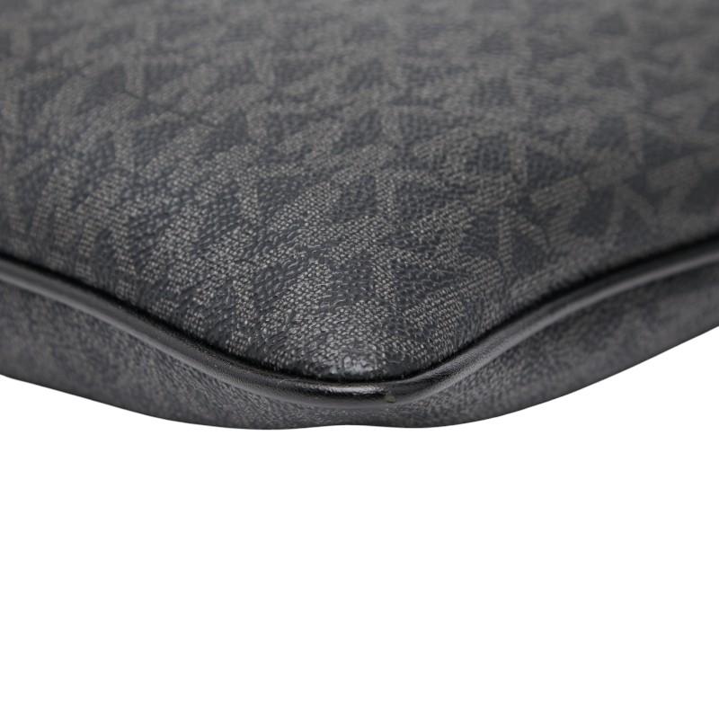 MICHAEL KORS（マイケルコース） シグネチャー コニーショルダーバッグ