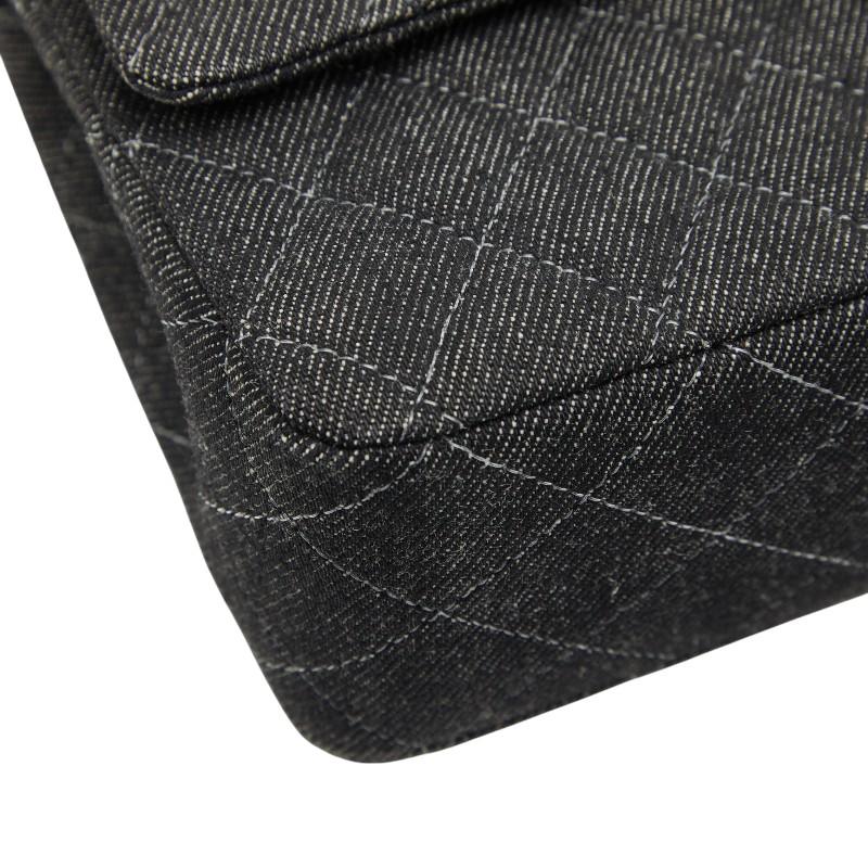 シャネル マトラッセ25 ココマーク ダブルフラップ チェーン ショルダーバッグ ブラック デニム レディース CHANEL 【中古】の画像