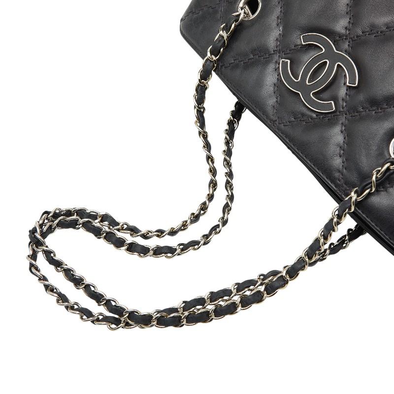 CHANEL（シャネル） ハンプトンズ ウルトラステッチ チェーン トート