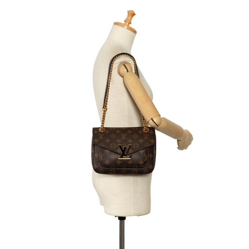 LOUIS VUITTON ルイ ヴィトン モノグラム パッシー チェーン LOUIS VUITTON ルイ ヴィトン モノグラム パッシー チェーン