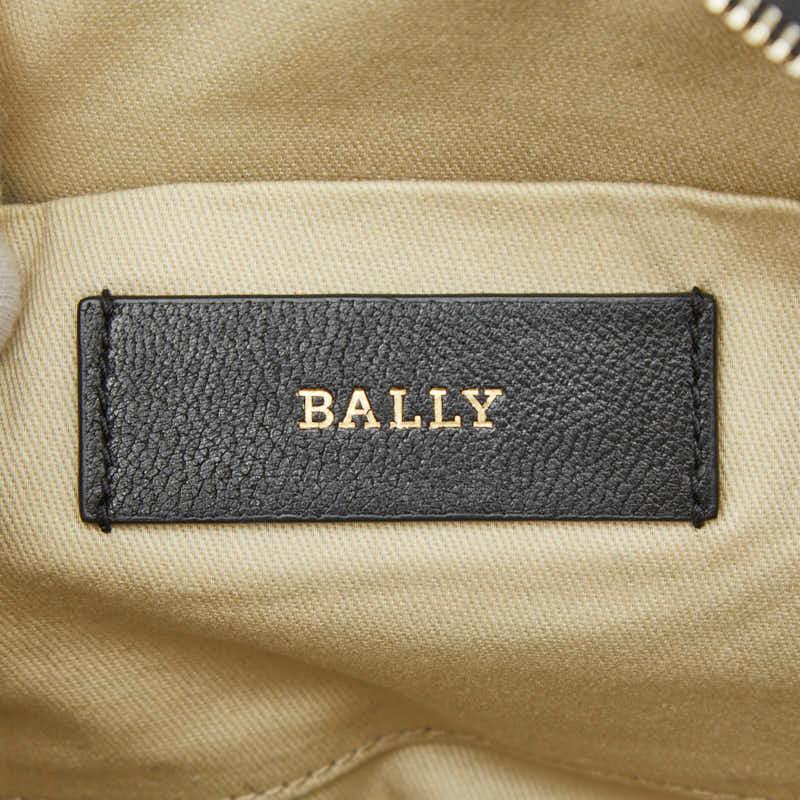 Bally（バリー） キルティング 斜め掛け チェーン ショルダーバッグ