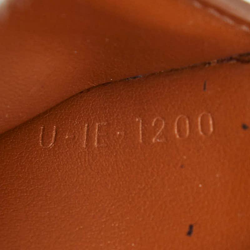 CELINE（セリーヌ） トリオンフ コンパクトウォレット 二つ折り財布
