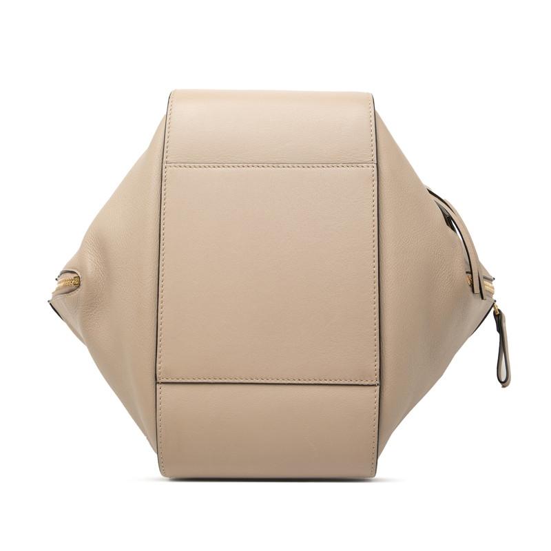 LOEWE（ロエベ） ハンモック スモール ハンドバッグ ショルダーバッグ