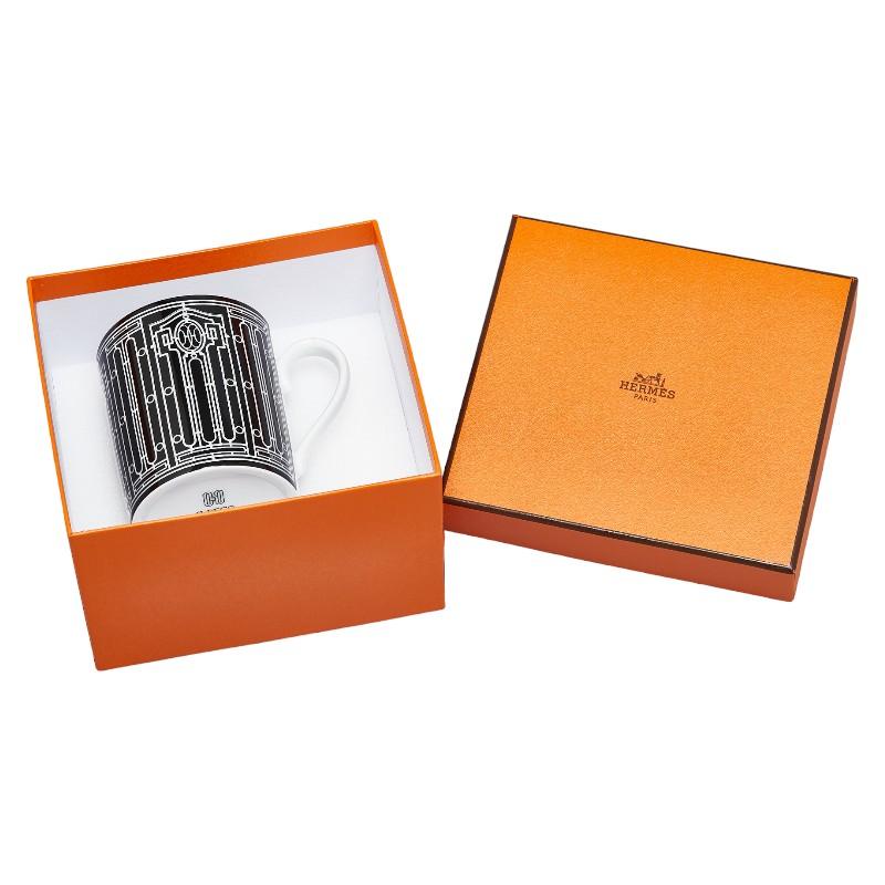 HERMES - エルメス Hデコ アッシュデコ カップ 037131P 黒いこと 白いこと 瀬戸もの レディース 【中古】