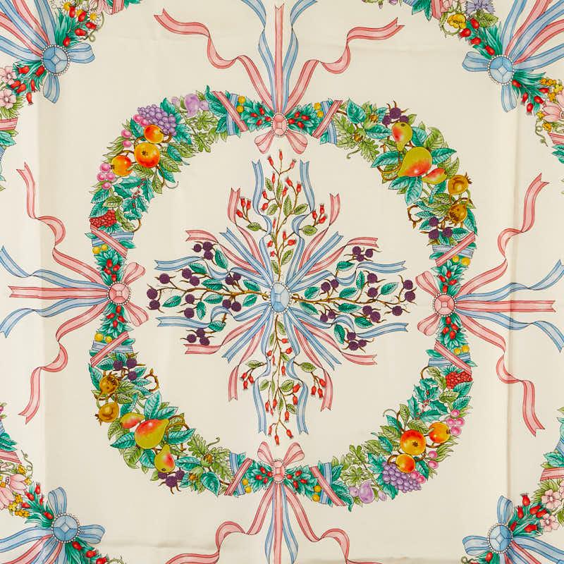 グッチ ボタニカル 総柄 スカーフマルチカラー シルク レディース GUCCI グッチ GGフローラ プリント シルク スカーフピンク | GUCCI® JP