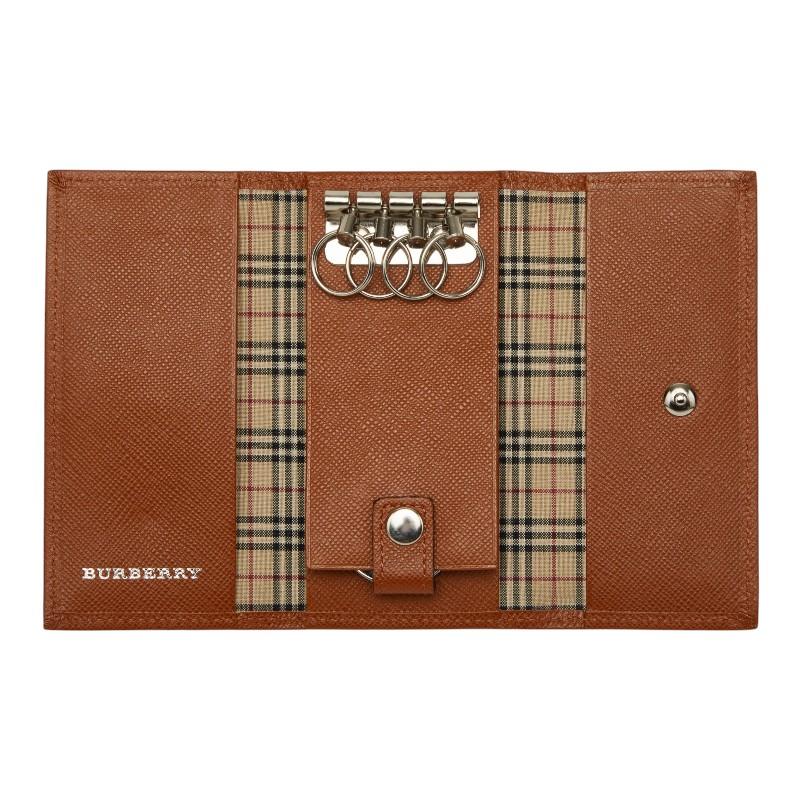 未使用♡ バーバリー　キーケース　4連　ノバチェック　ブラウン　箱付き　レザー BURBERRY（バーバリー） ノバチェック 4連 キーケース ブラウン レザー