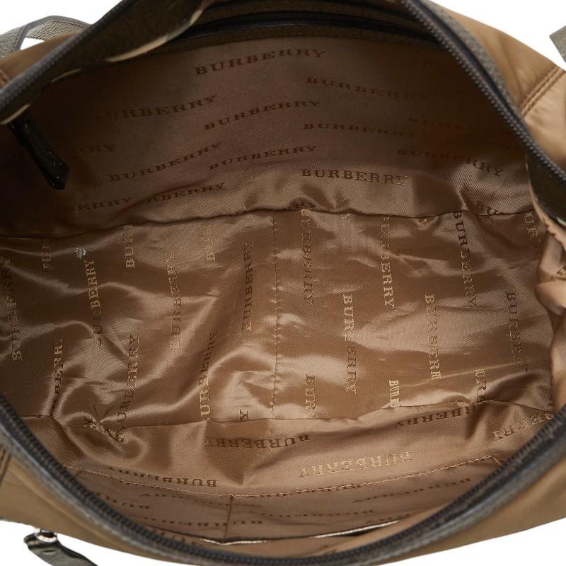 BURBERRY バーバリー ロゴプレート ショルダーバッグ ブラウン 