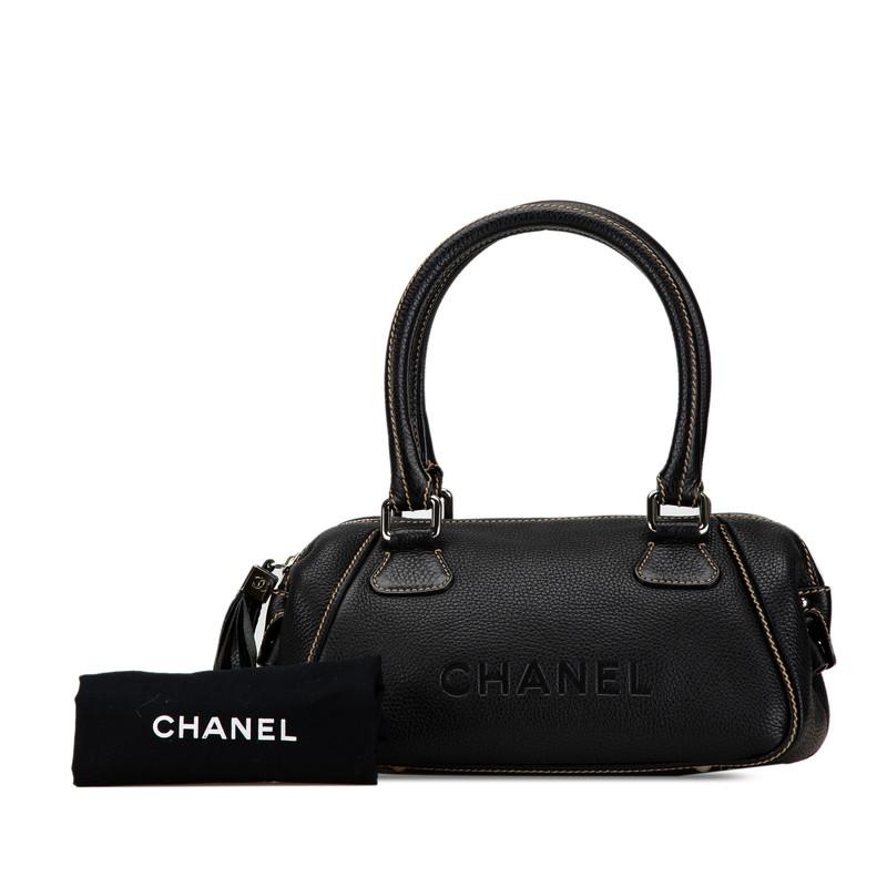 CHANEL シャネル ロゴ型押し フリンジ ハンドバッグ ミニ CHANEL シャネル ロゴ型押し フリンジ ハンドバッグ ミニ