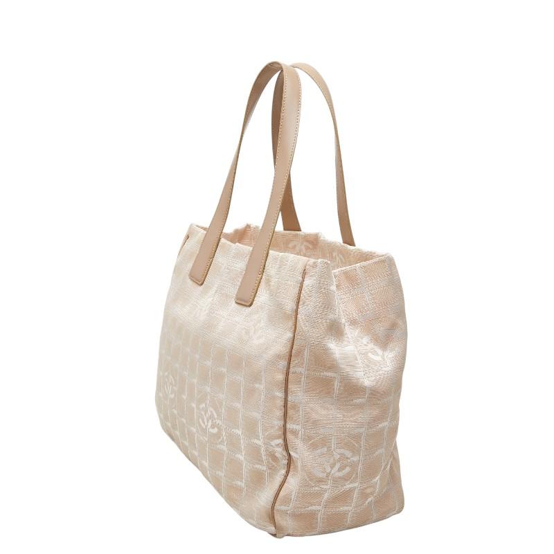 CHANEL（シャネル） ココマーク ニュートラベルラインMM トートバッグ