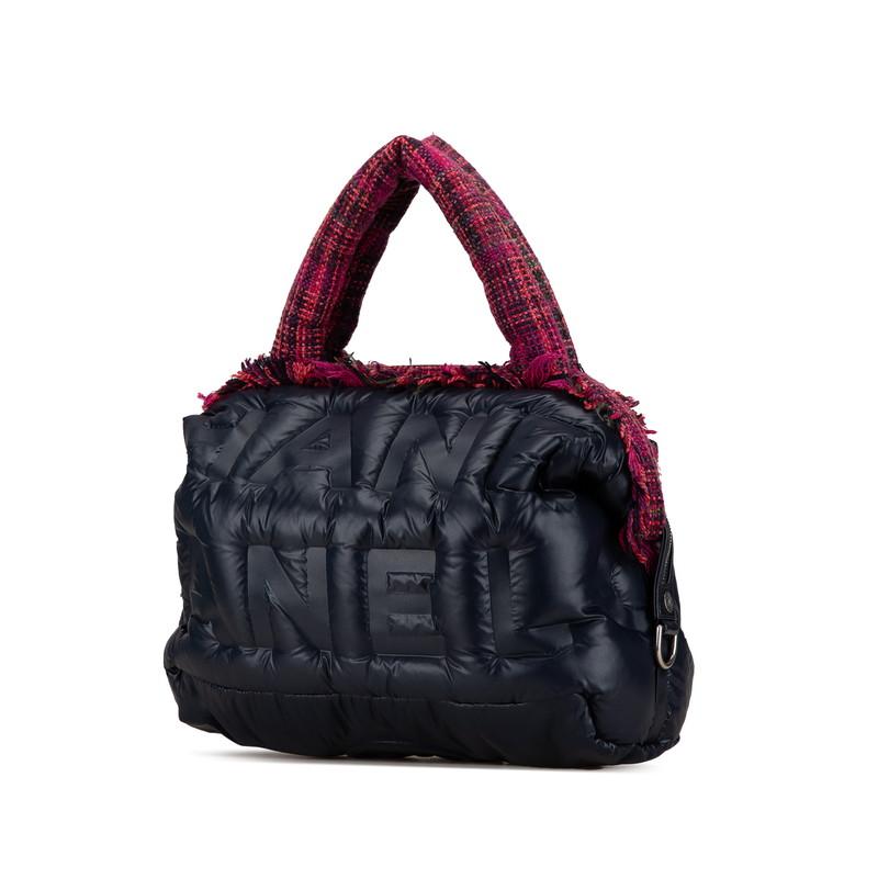 CHANEL（シャネル） ドゥドーヌ ココネージュ エンボスロゴ
