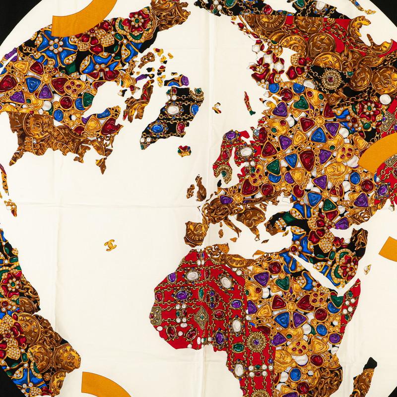 CHANEL（シャネル） ココマーク 宝石 アクセサリー モチーフ スカーフ